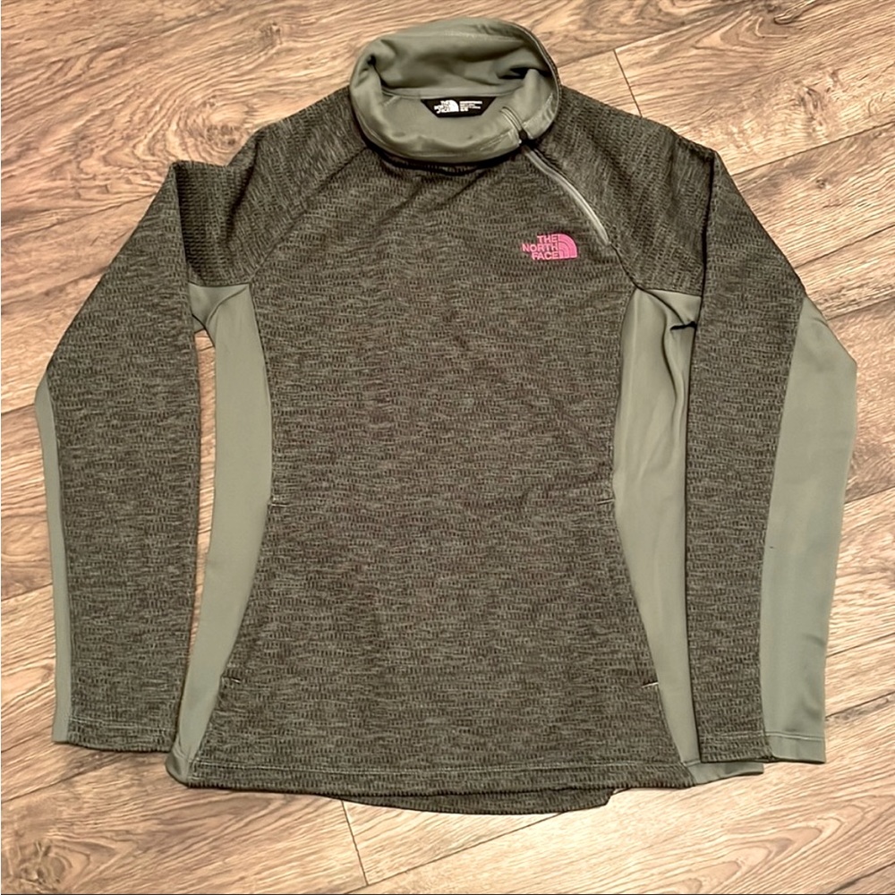 The North Face Women Sweater size M